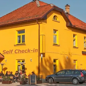 Katrca 3*, Lublana Słowenia