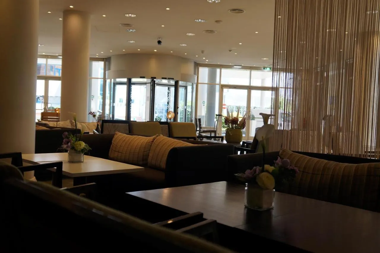 Carathotel Wien City Park 0*, Vienna